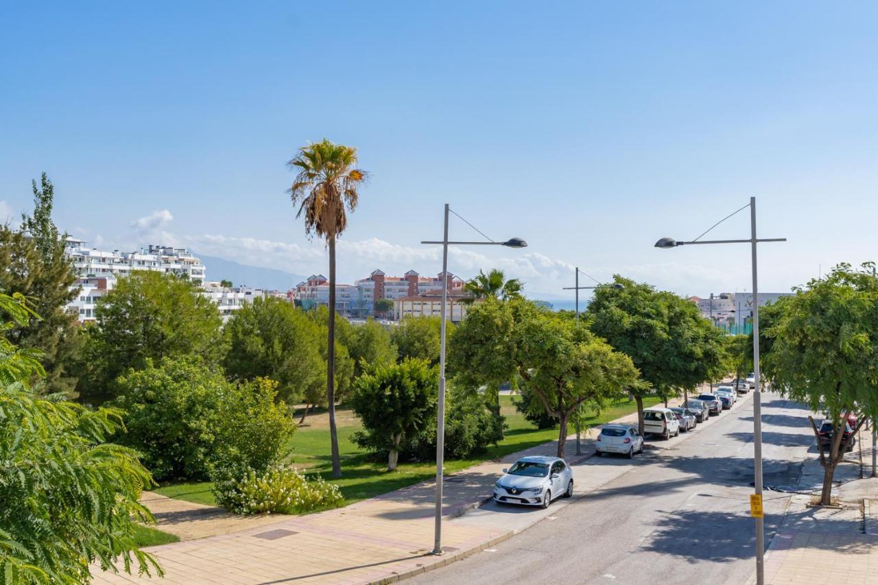 Cosy And Centrally Located Apartment In Estepona Luaran gambar