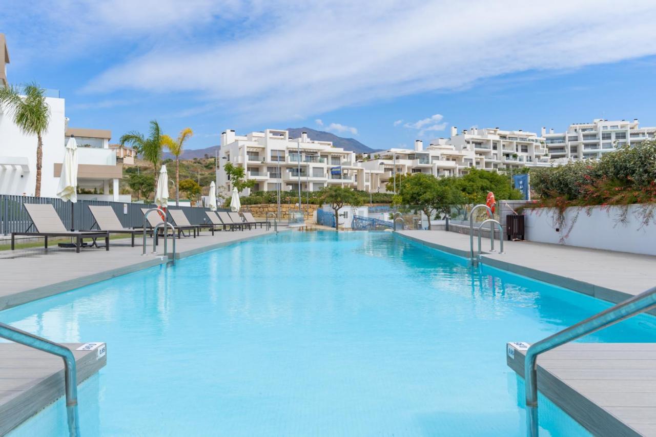 Cosy And Centrally Located Apartment In Estepona Luaran gambar