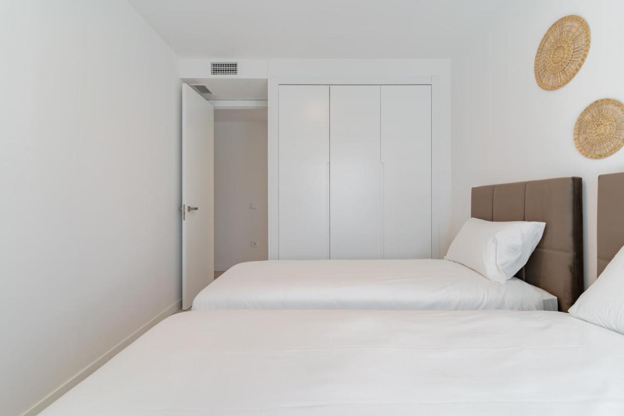 Cosy And Centrally Located Apartment In Estepona Luaran gambar